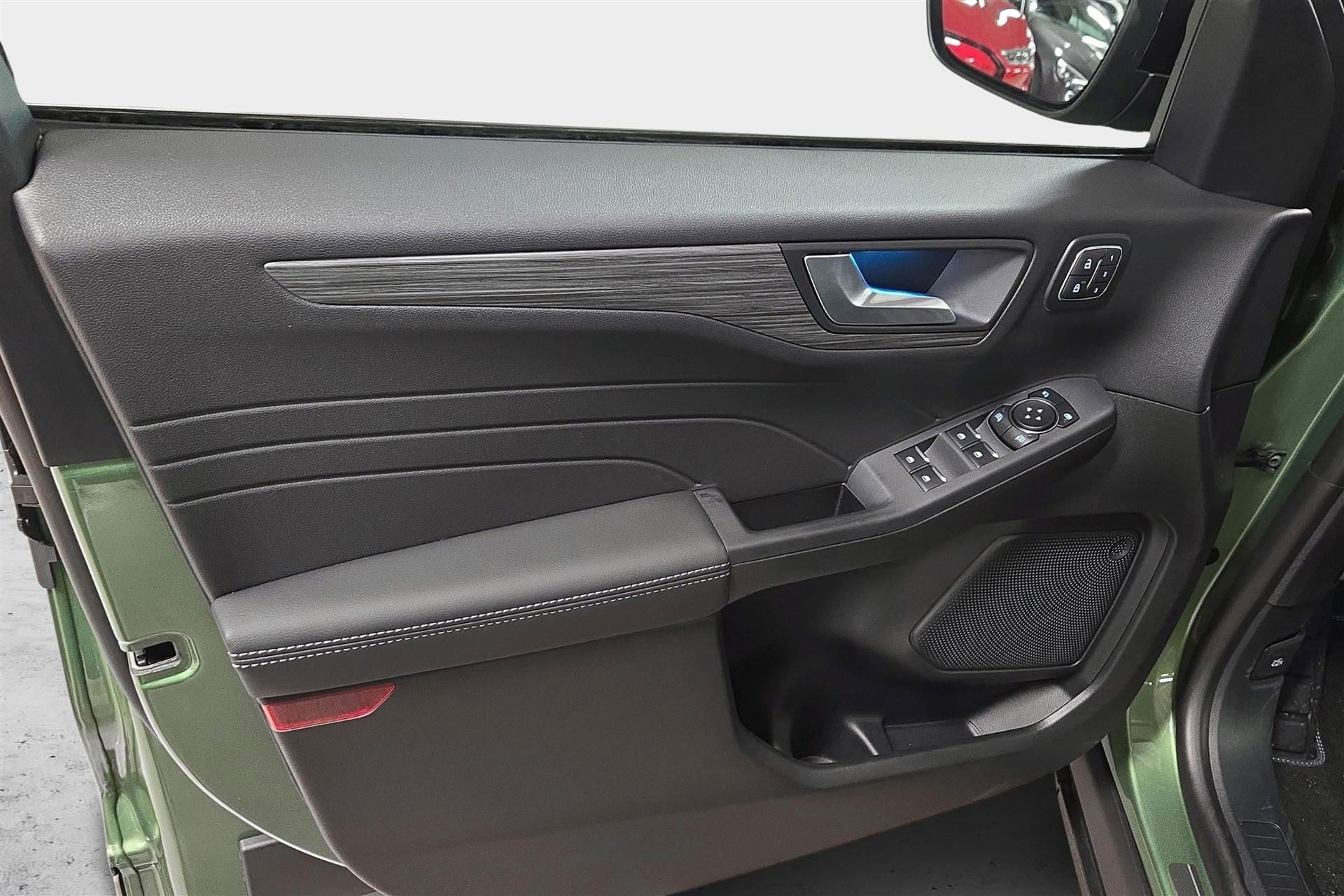 Billede af Ford Kuga Van 2,5 B/EL Active X CVT 243HK 5d Aut. 