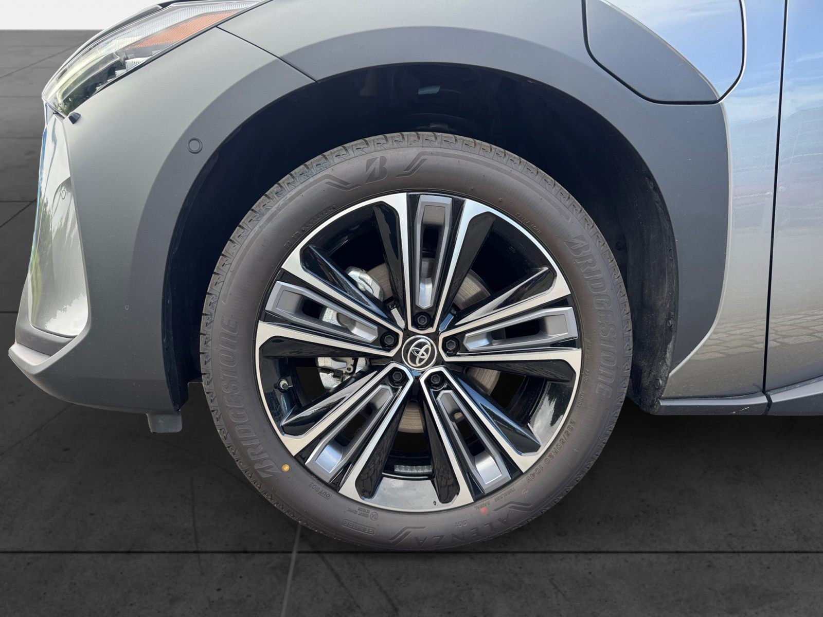 Billede af Toyota BZ4X EL Executive Premium AWD 218HK 5d Aut.