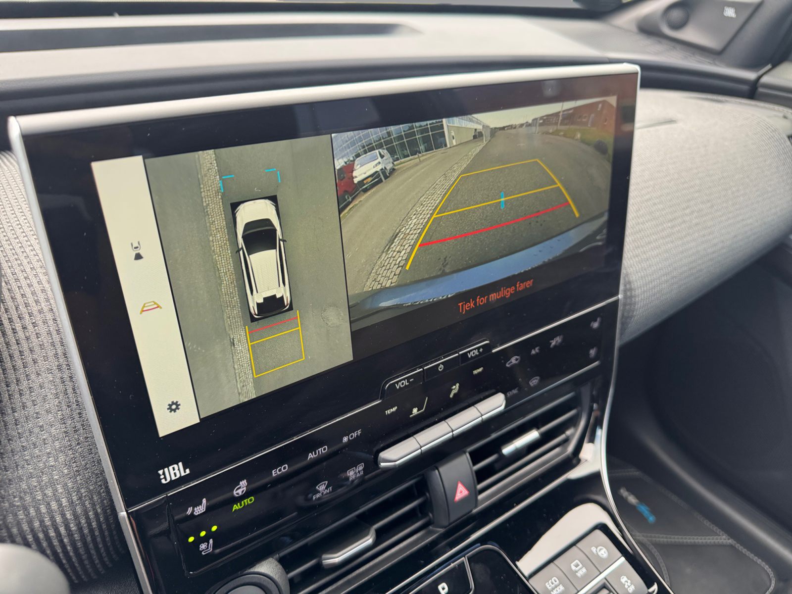 Billede af Toyota BZ4X EL Executive Premium AWD 218HK 5d Aut.