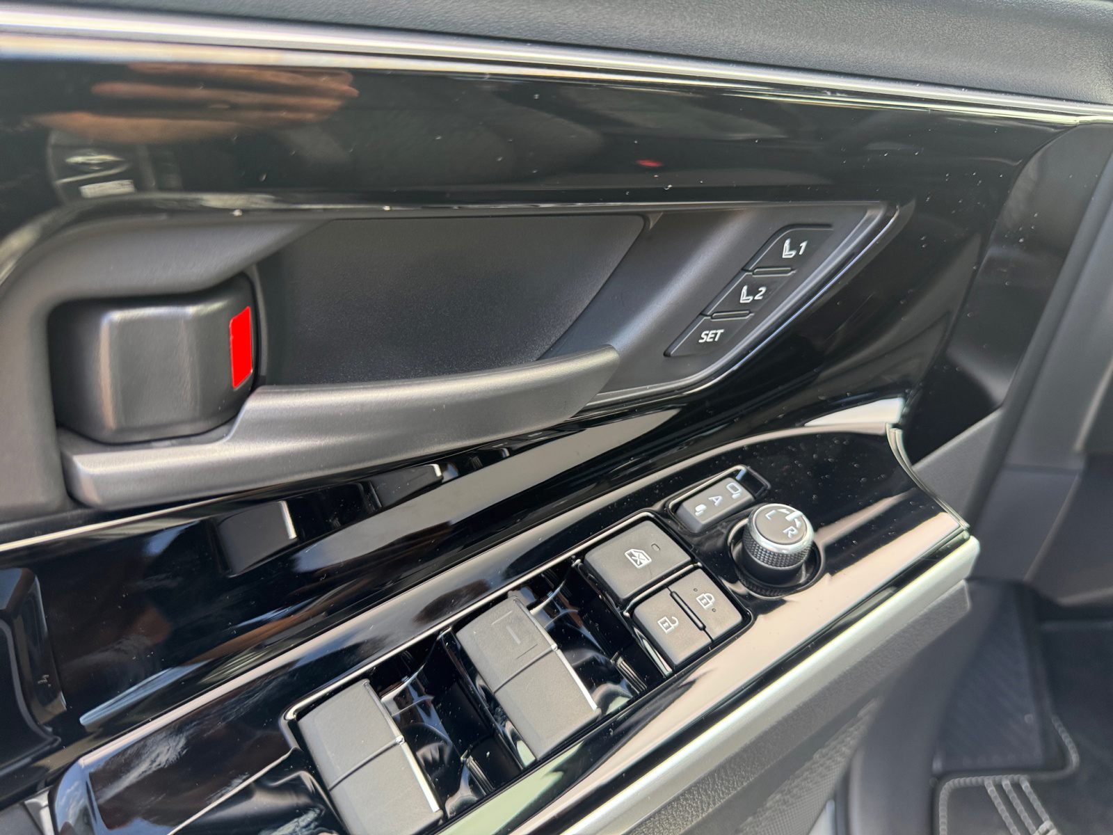 Billede af Toyota BZ4X EL Executive Premium AWD 218HK 5d Aut.