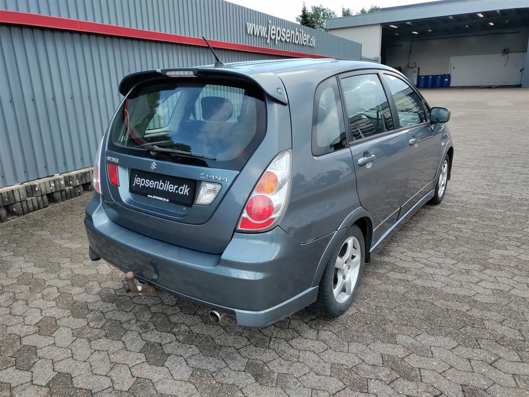 Billede af Suzuki Liana 1,6 GL 106HK 5d
