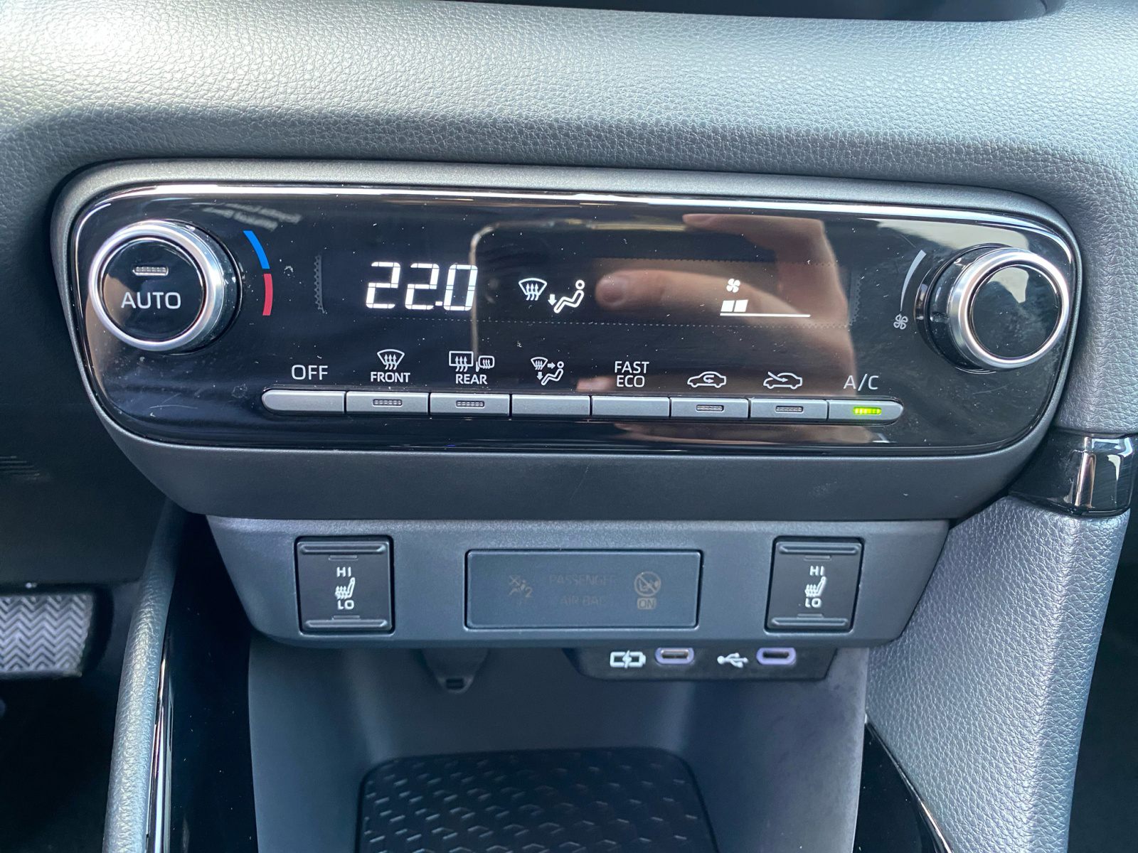 Billede af Toyota Yaris 1,5 Hybrid Style Comfort 116HK 5d Trinl. Gear