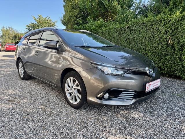 Billede af Toyota Auris Touring Sports 1,8 Hybrid H2 Comfort 136HK Stc Aut.