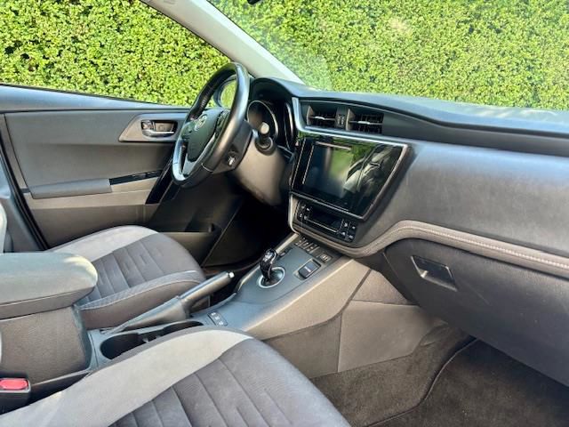 Billede af Toyota Auris Touring Sports 1,8 Hybrid H2 Comfort 136HK Stc Aut.