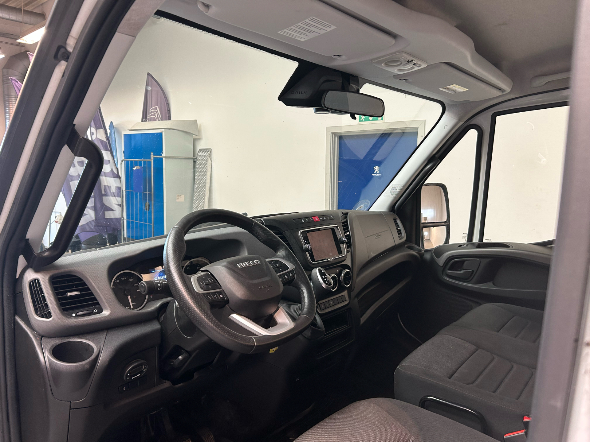 Billede af Iveco Daily 35S16 4100mm 2,3 D Hi-Matic 156HK Ladv./Chas. 8g Aut.