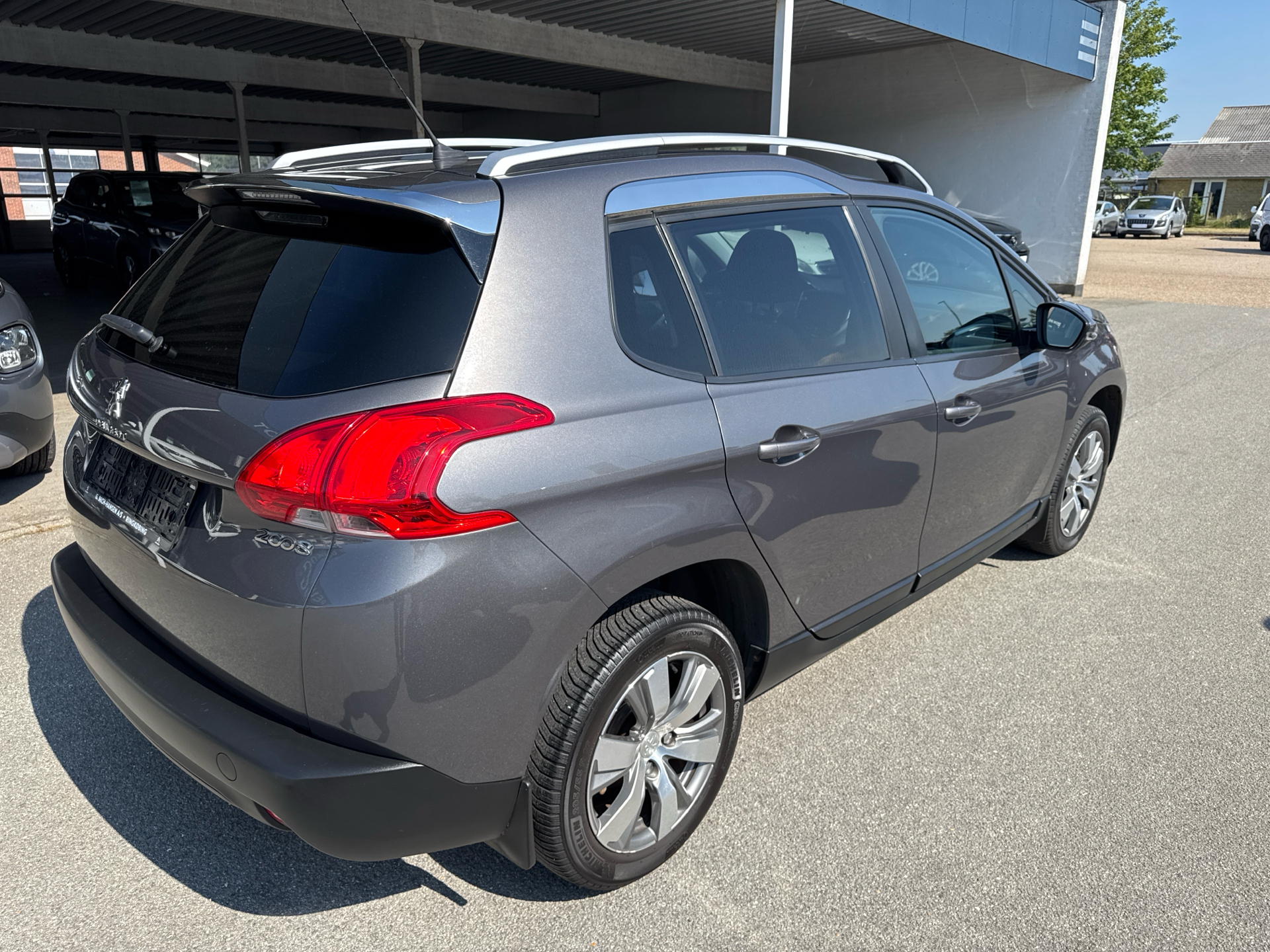 Billede af Peugeot 2008 1,2 VTi Active 82HK