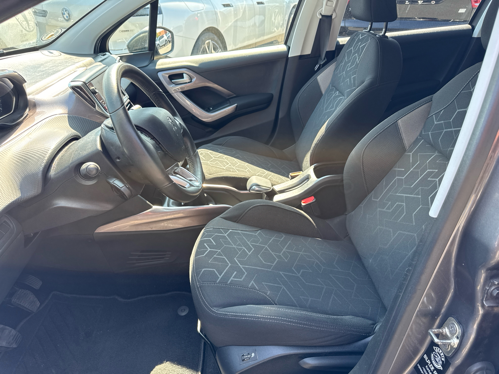 Billede af Peugeot 2008 1,2 VTi Active 82HK