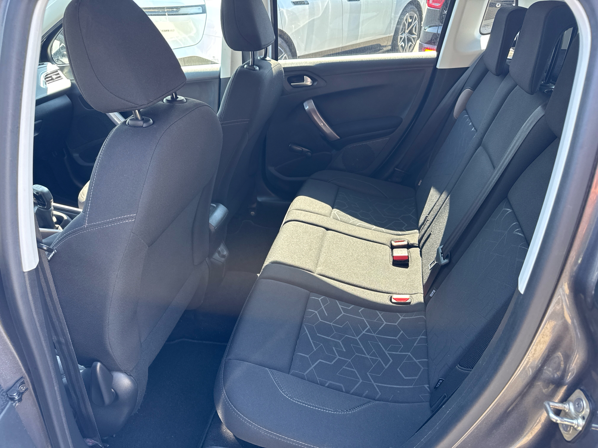Billede af Peugeot 2008 1,2 VTi Active 82HK