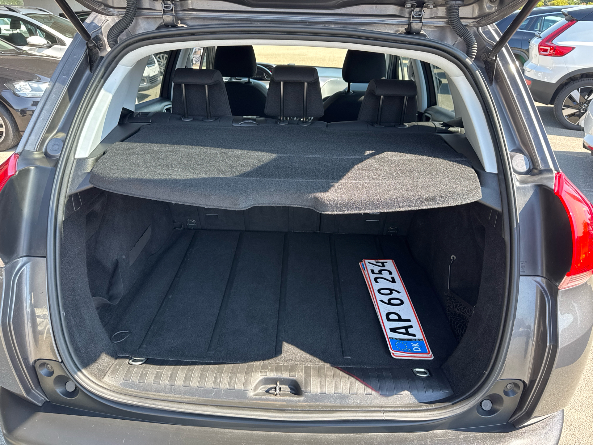Billede af Peugeot 2008 1,2 VTi Active 82HK