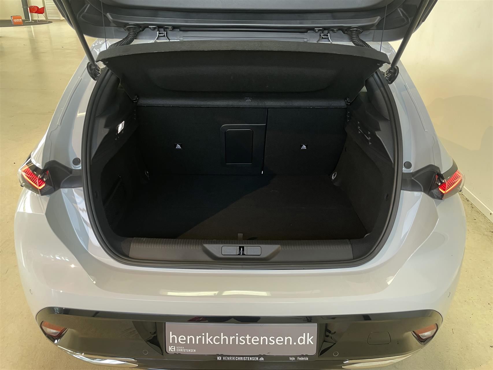Billede af Peugeot e-308 EL First Edition 156HK 5d Aut.