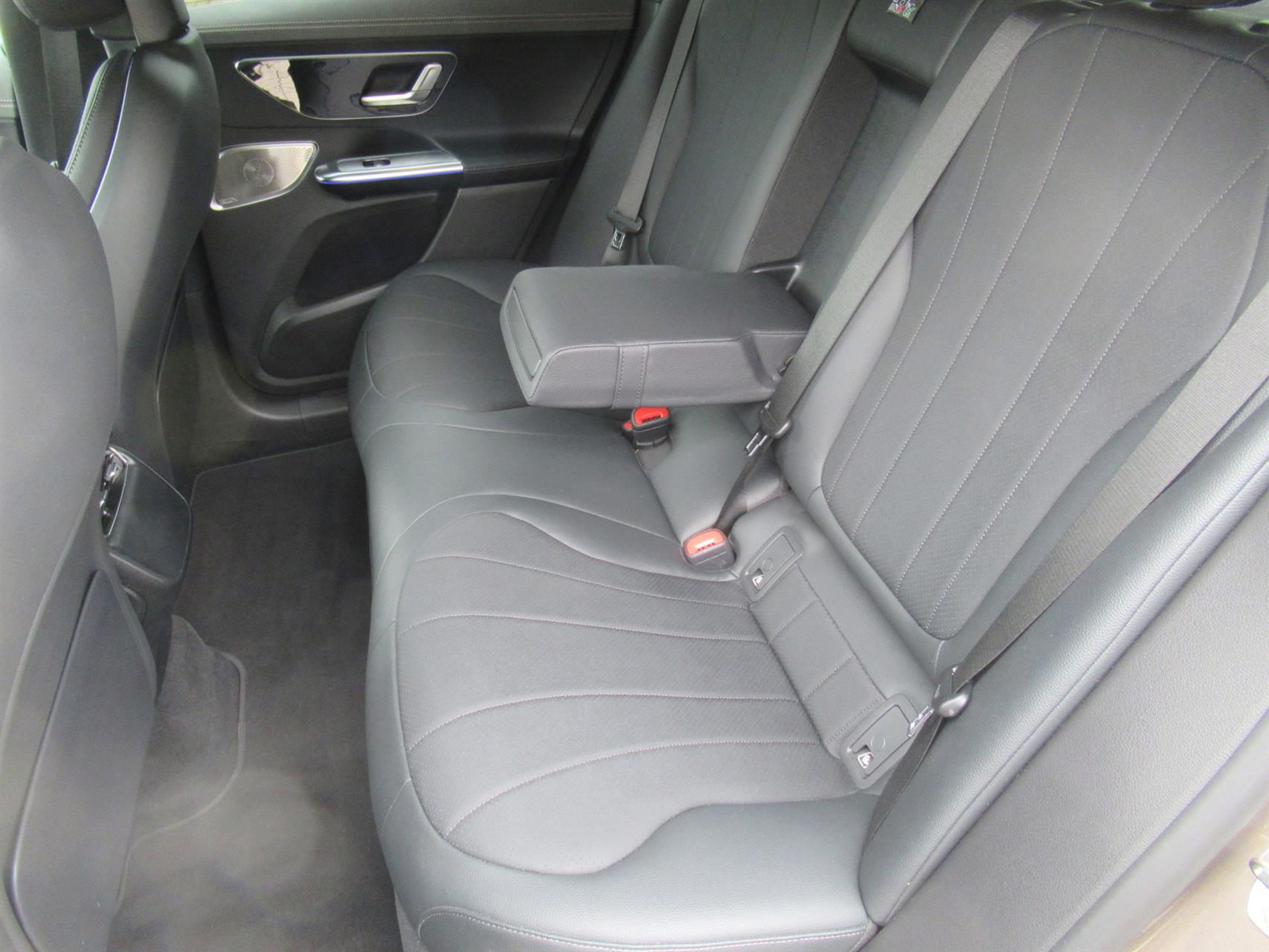 Billede af Mercedes-Benz EQE 350 EL Premium 4Matic 292HK 5d Aut.