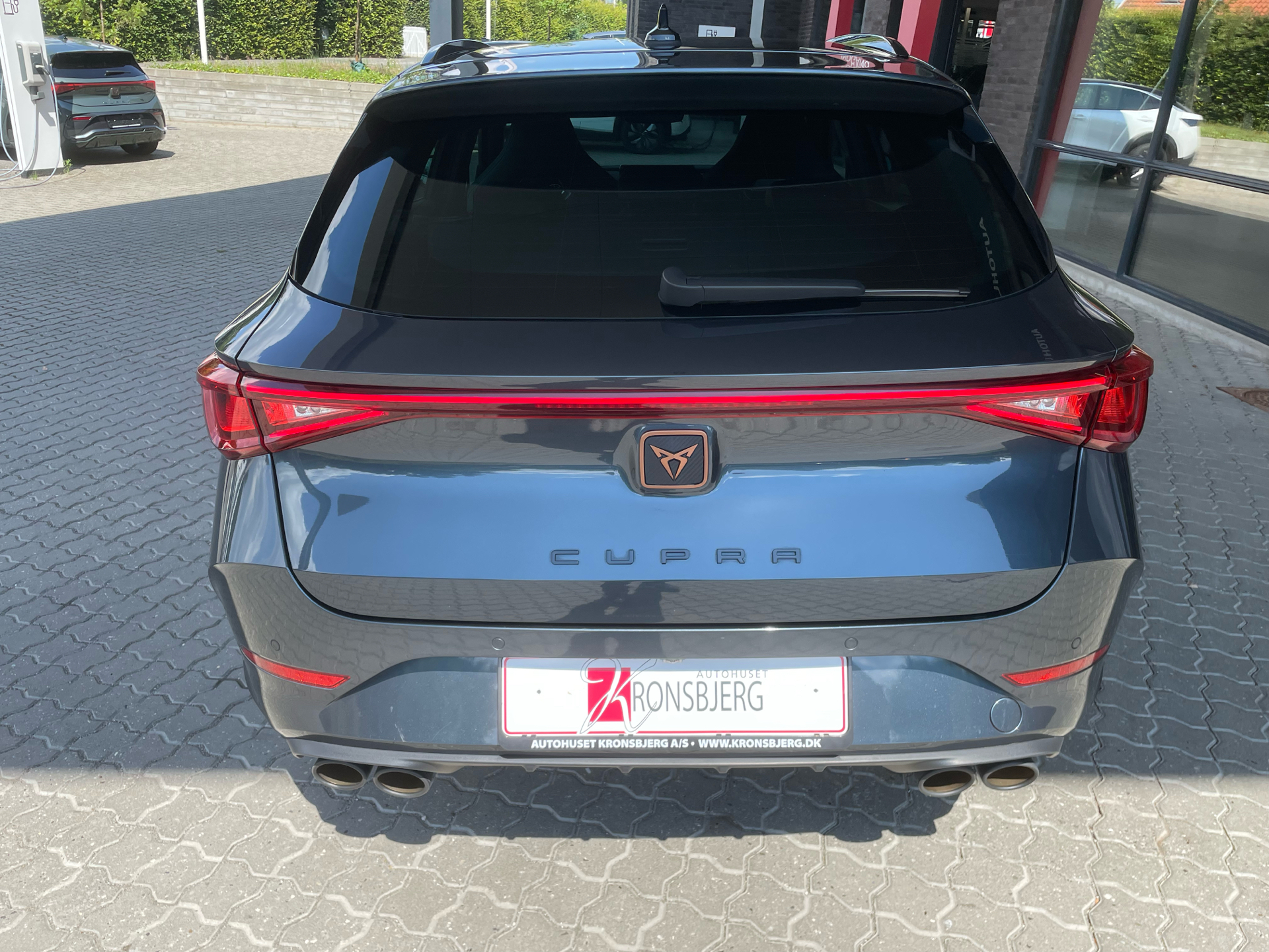 Billede af Cupra Leon Sportstourer 2,0 TSI VZ DSG 4Drive 310HK Stc 7g Aut.