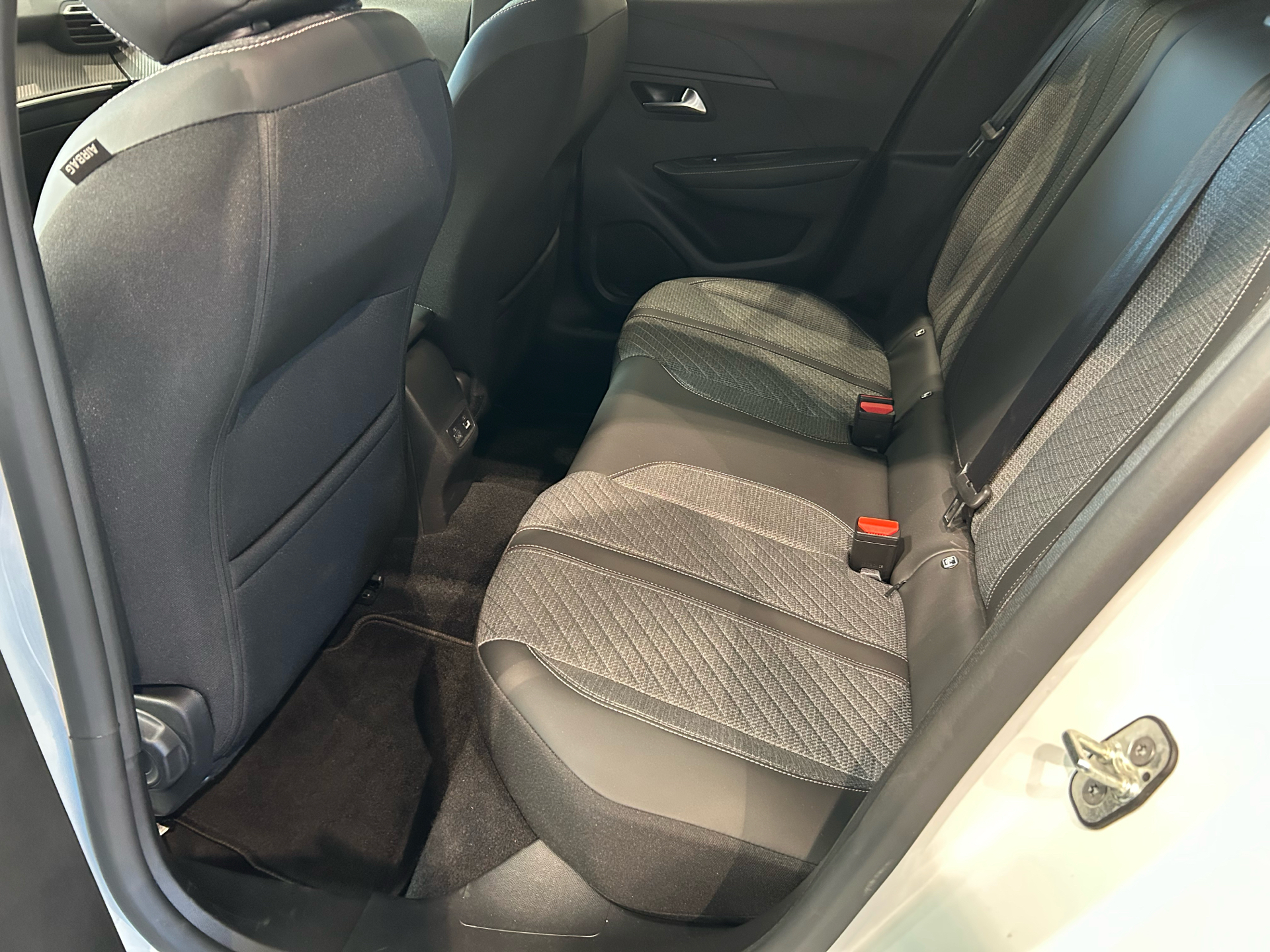 Billede af Peugeot 208 1,2 PureTech Allure+ 100HK 5d 6g