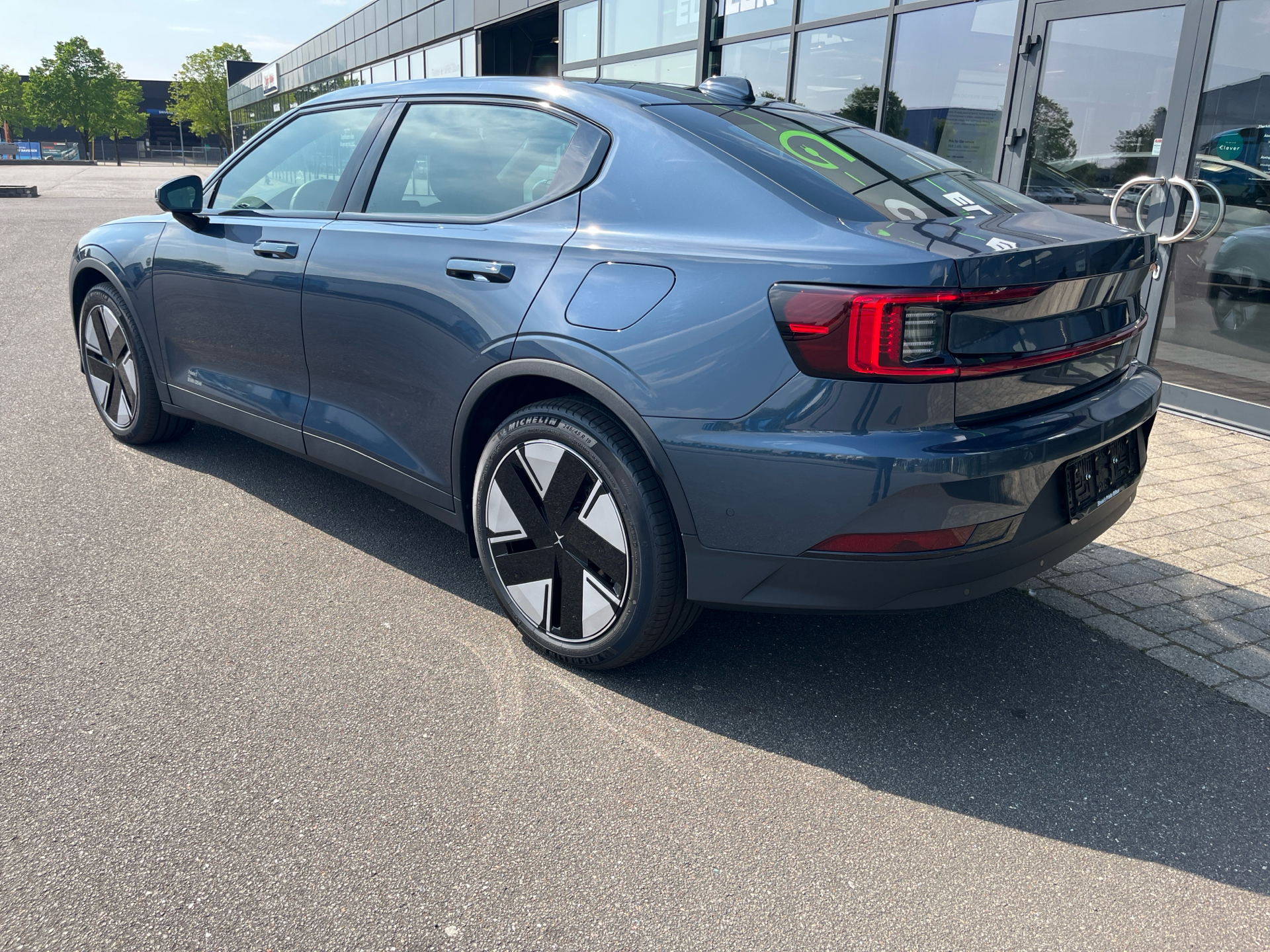 Billede af Polestar 2 EL Long range Single motor Plus 299HK 5d Aut.