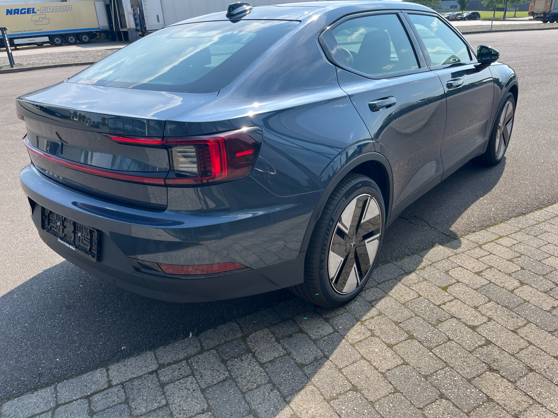 Billede af Polestar 2 EL Long range Single motor Plus 299HK 5d Aut.