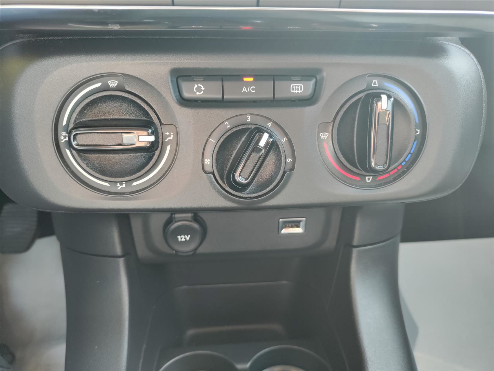 Billede af Citroën C3 1,2 PureTech Live 83HK 5d