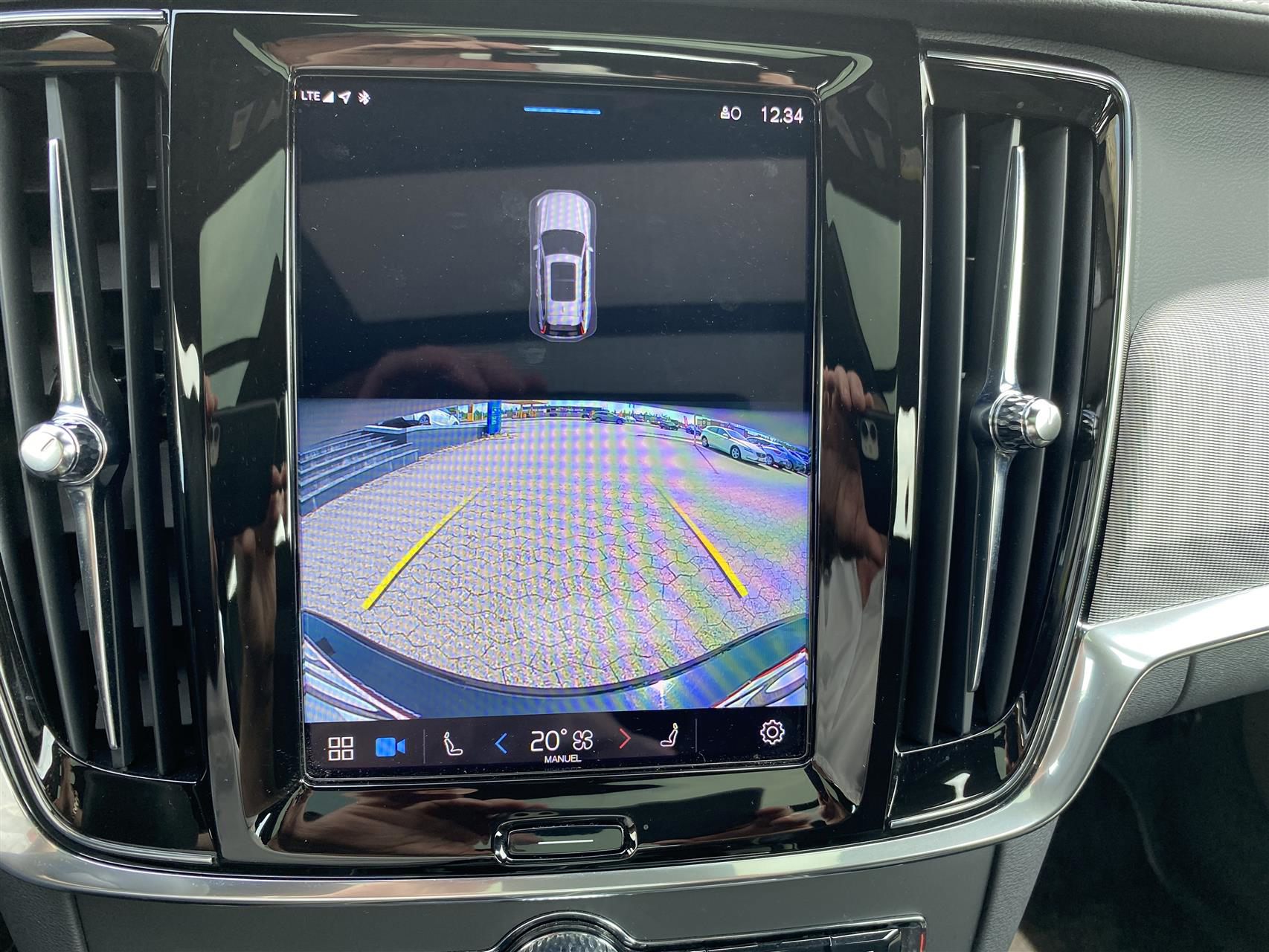 Billede af Volvo V90 2,0 T8 Recharge  Plugin-hybrid R-design AWD 455HK Stc 8g Aut.