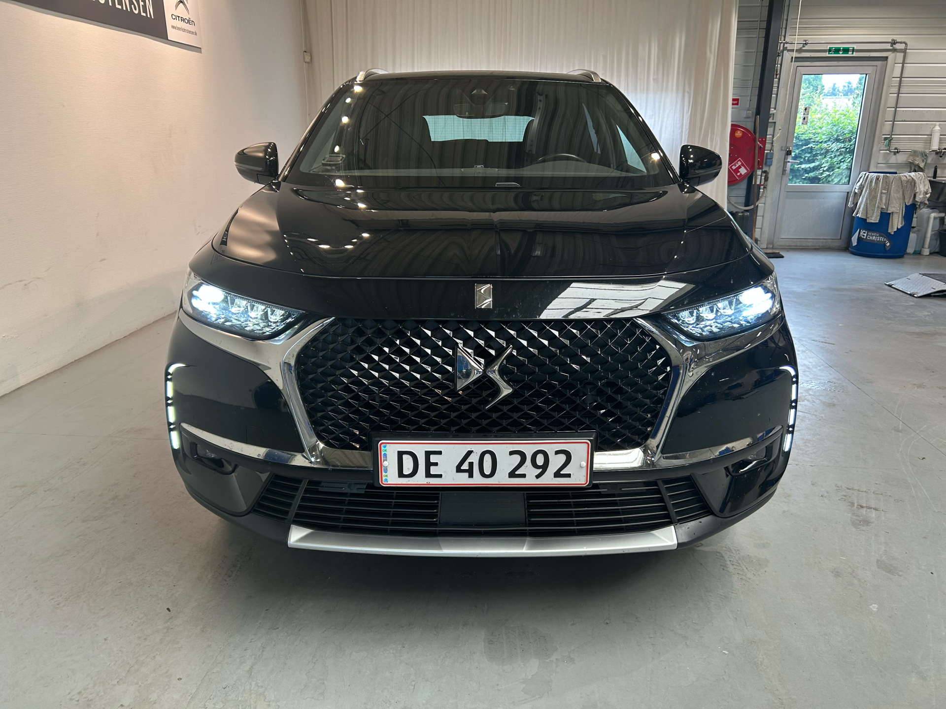 Billede af DS DS7 Crossback 2,0 Blue HDi Elegance EAT8 180HK 5d 8g Aut.