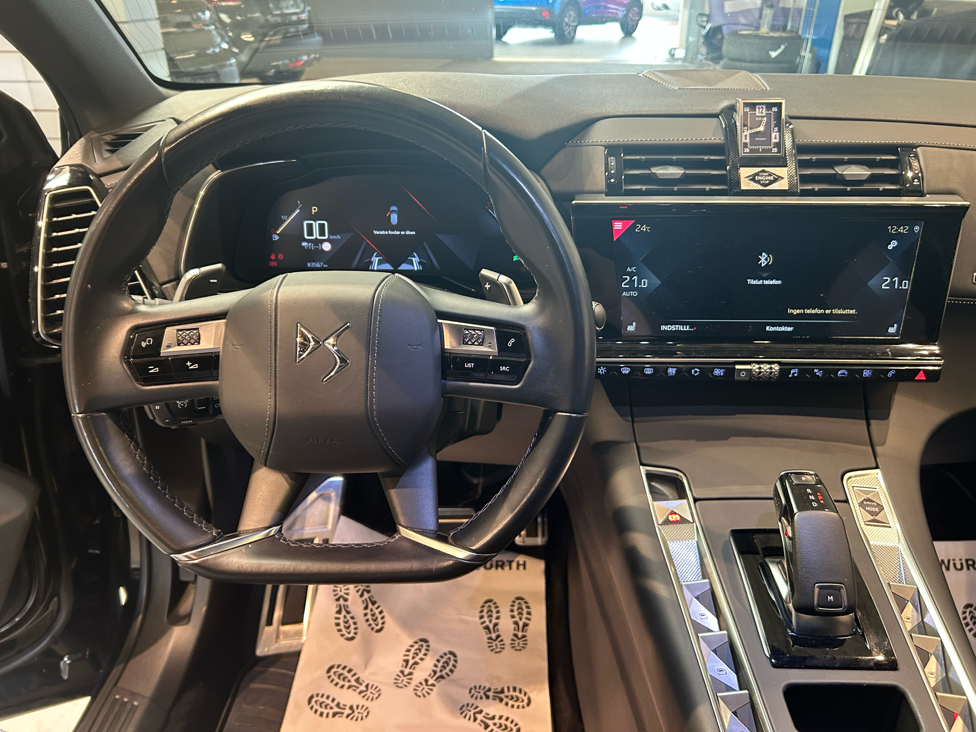 Billede af DS DS7 Crossback 2,0 Blue HDi Elegance EAT8 180HK 5d 8g Aut.