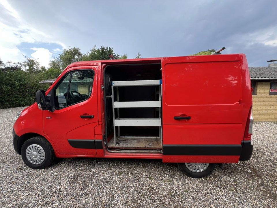 Billede af Renault Master T28 L1H1 2,3 DCI 110HK Van 6g