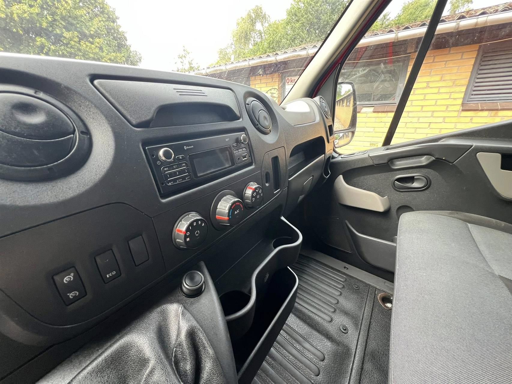 Billede af Renault Master T28 L1H1 2,3 DCI 110HK Van 6g