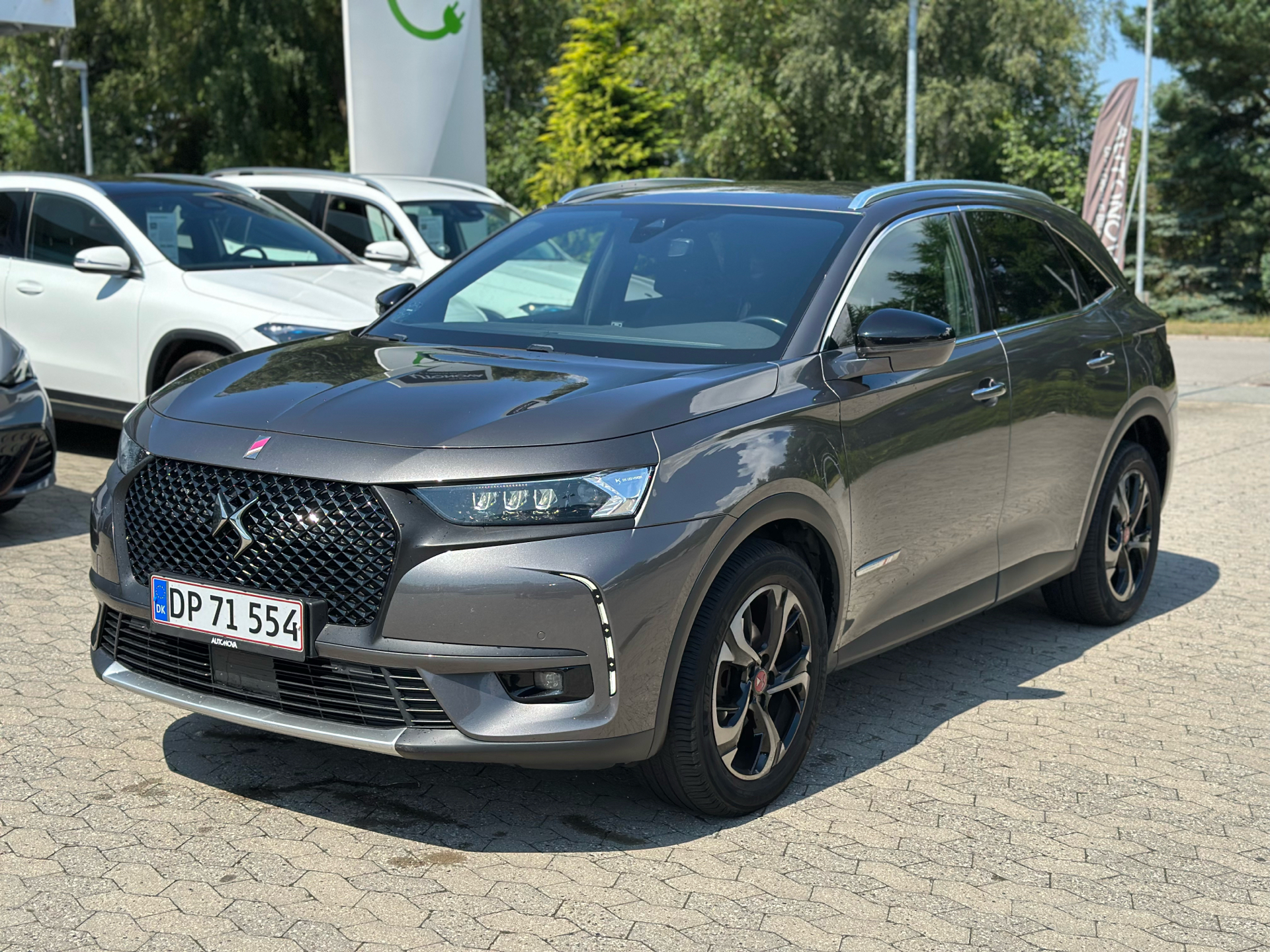Billede af DS DS7 Crossback 2,0 Blue HDi Performance Line EAT8 180HK 5d 8g Aut.