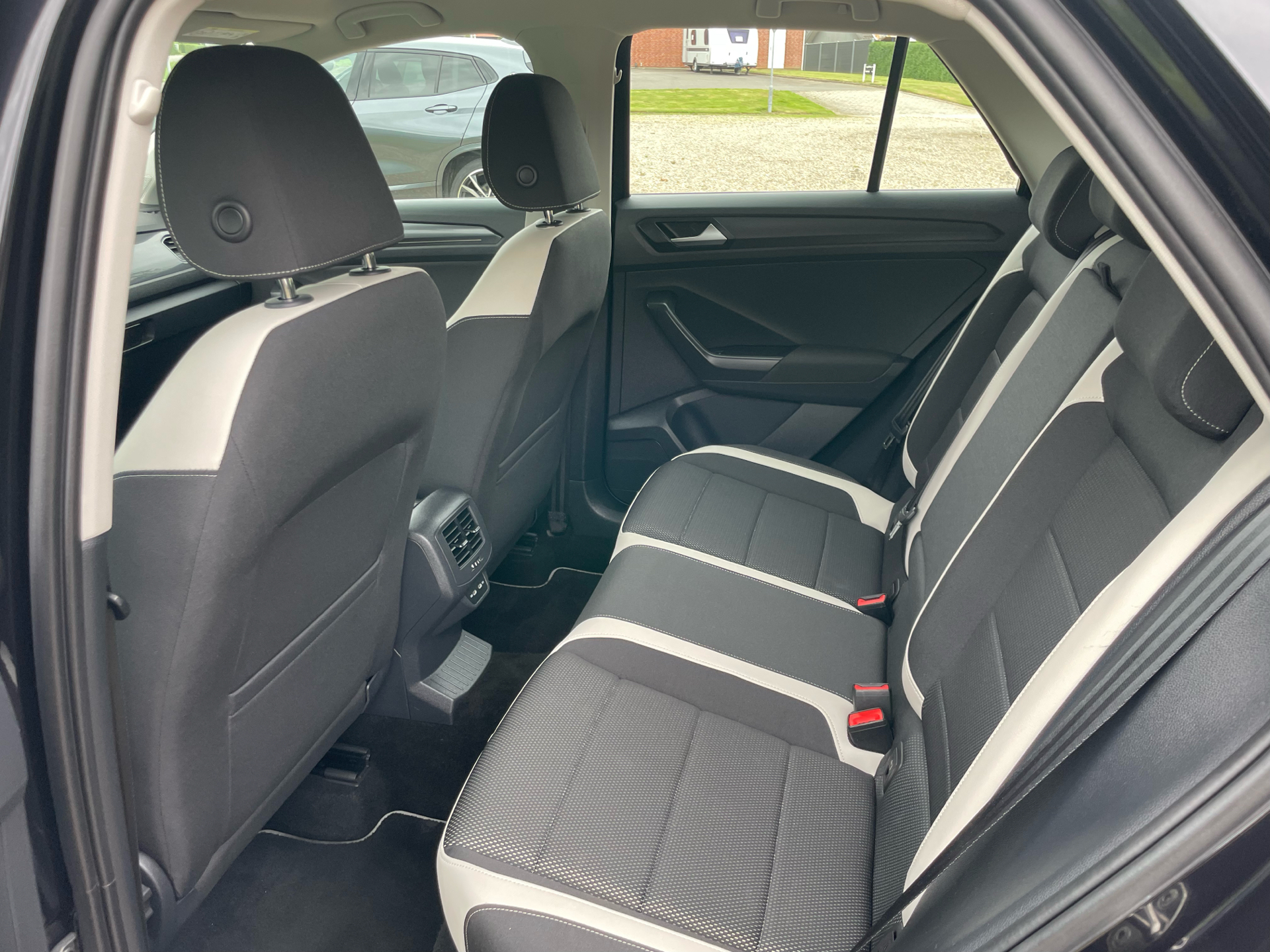 Billede af VW T-Roc 1,5 TSI ACT Sport Team DSG 150HK 5d 7g Aut.
