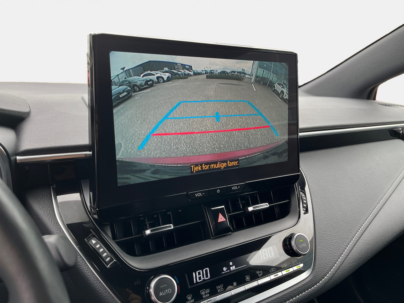 Billede af Toyota Corolla Touring Sports 1,8 Hybrid Style E-CVT 140HK Stc Trinl. Gear