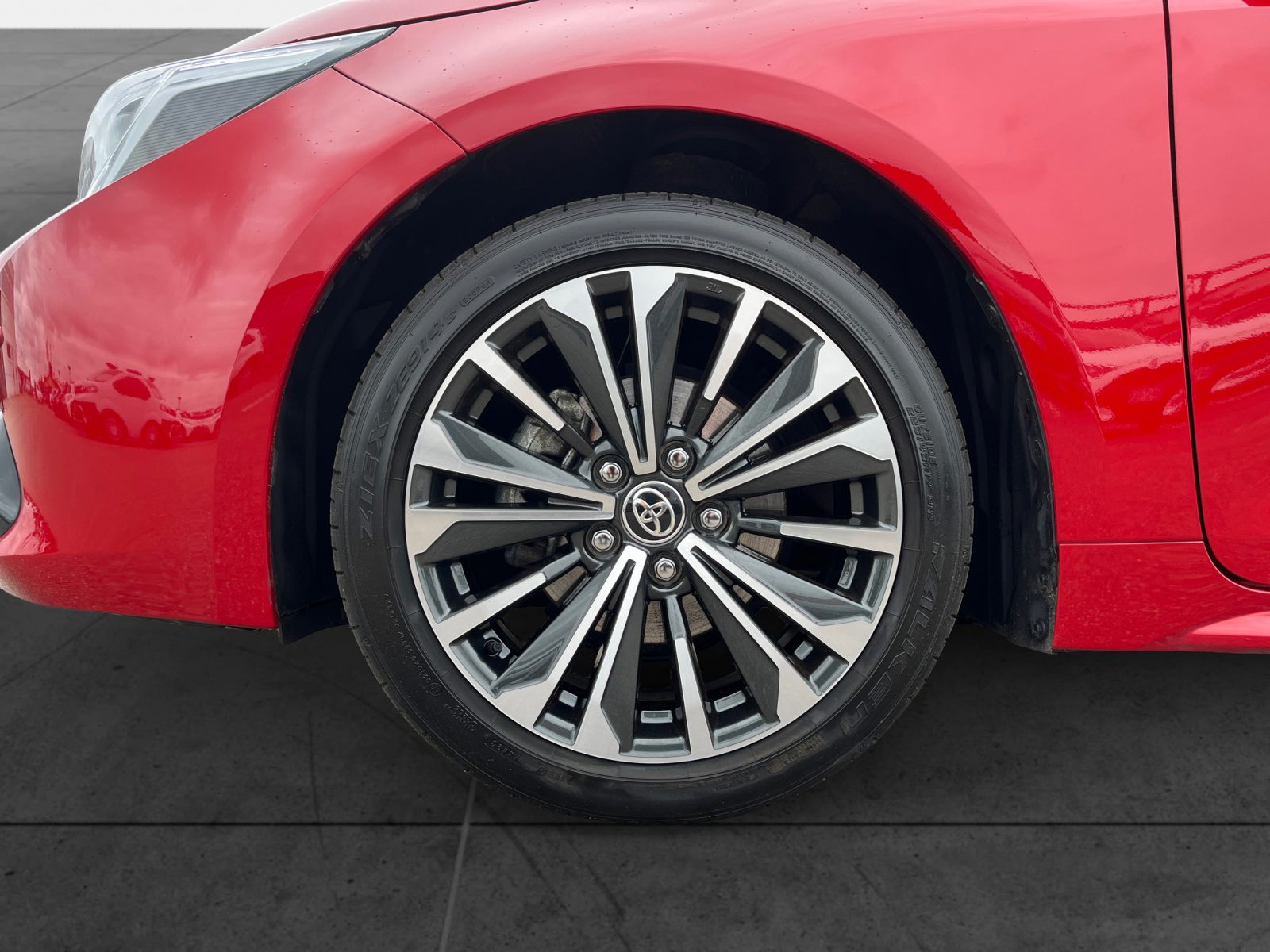 Billede af Toyota Corolla Touring Sports 1,8 Hybrid Style E-CVT 140HK Stc Trinl. Gear