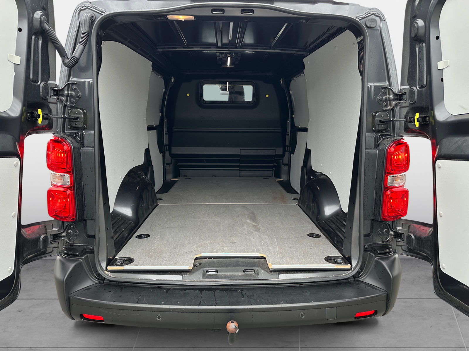 Billede af Toyota Proace Long 2,0 D Comfort Master To skydedør 144HK Van 8g Aut.