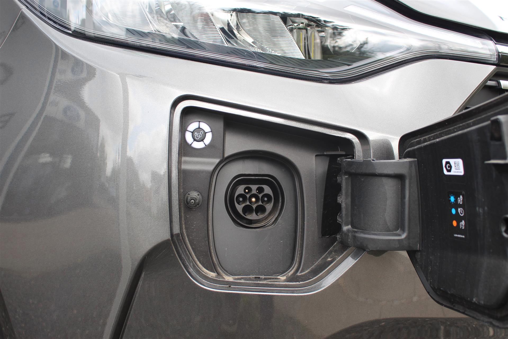 Billede af Ford Tourneo Custom 340 L2H1 2,5 Plugin-hybrid Titanium X CVT 233HK Aut.