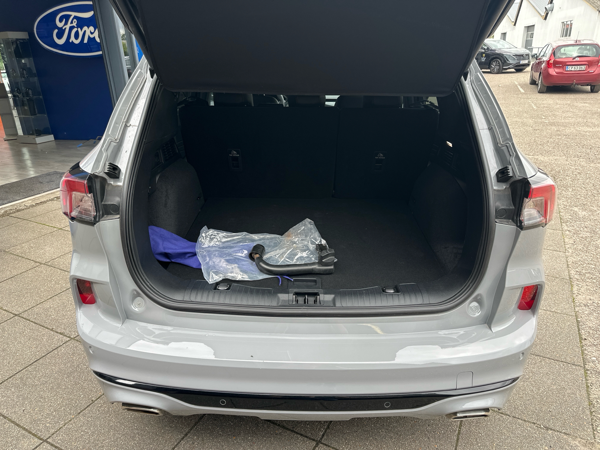 Billede af Ford Kuga 2,5 Plugin-hybrid Graphite Tech CVT 225HK 5d Trinl. Gear