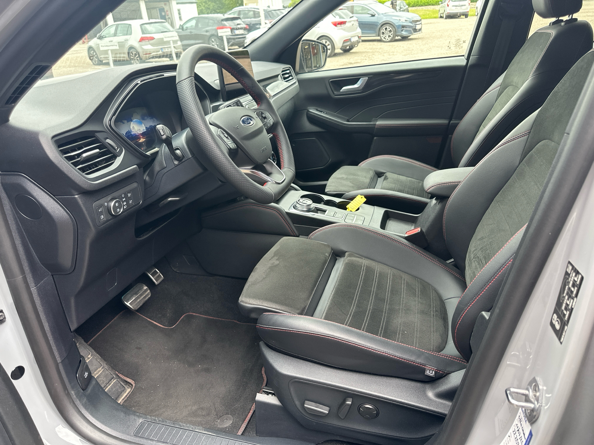 Billede af Ford Kuga 2,5 Plugin-hybrid Graphite Tech CVT 225HK 5d Trinl. Gear