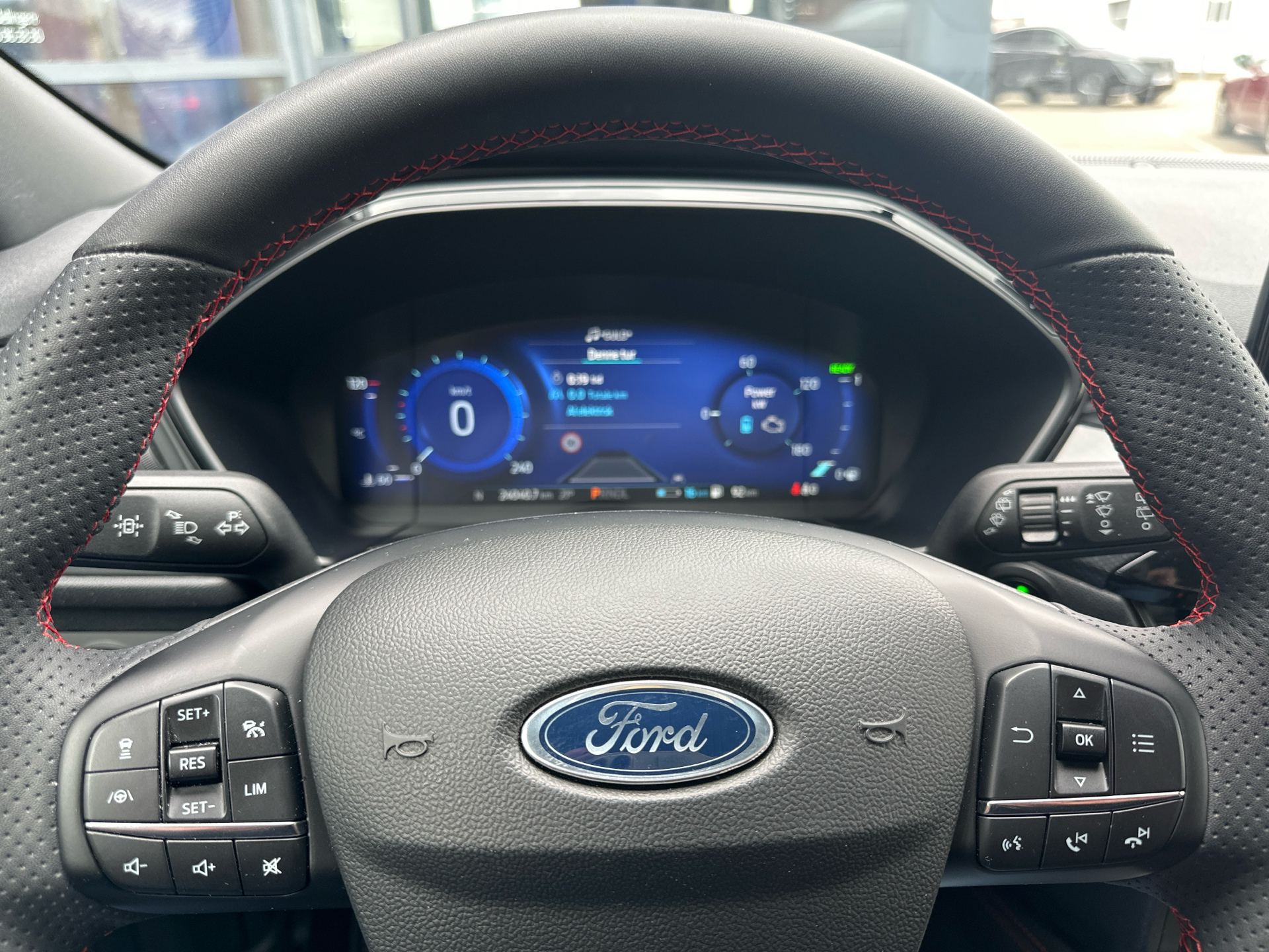 Billede af Ford Kuga 2,5 Plugin-hybrid Graphite Tech CVT 225HK 5d Trinl. Gear