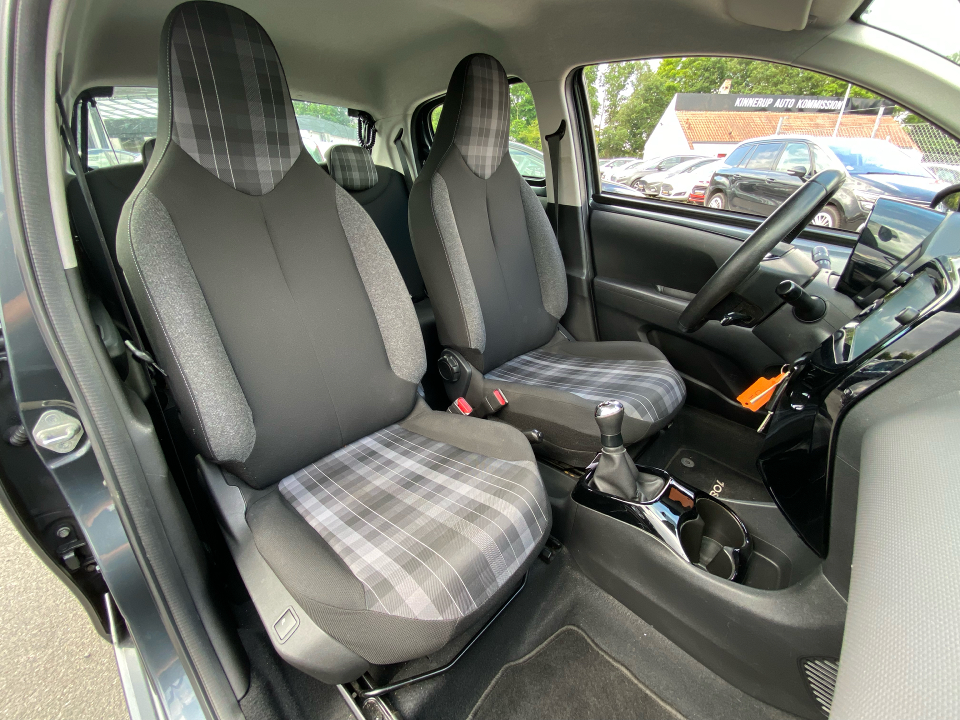 Billede af Peugeot 108 1,0 e-Vti Allure+ 72HK 5d