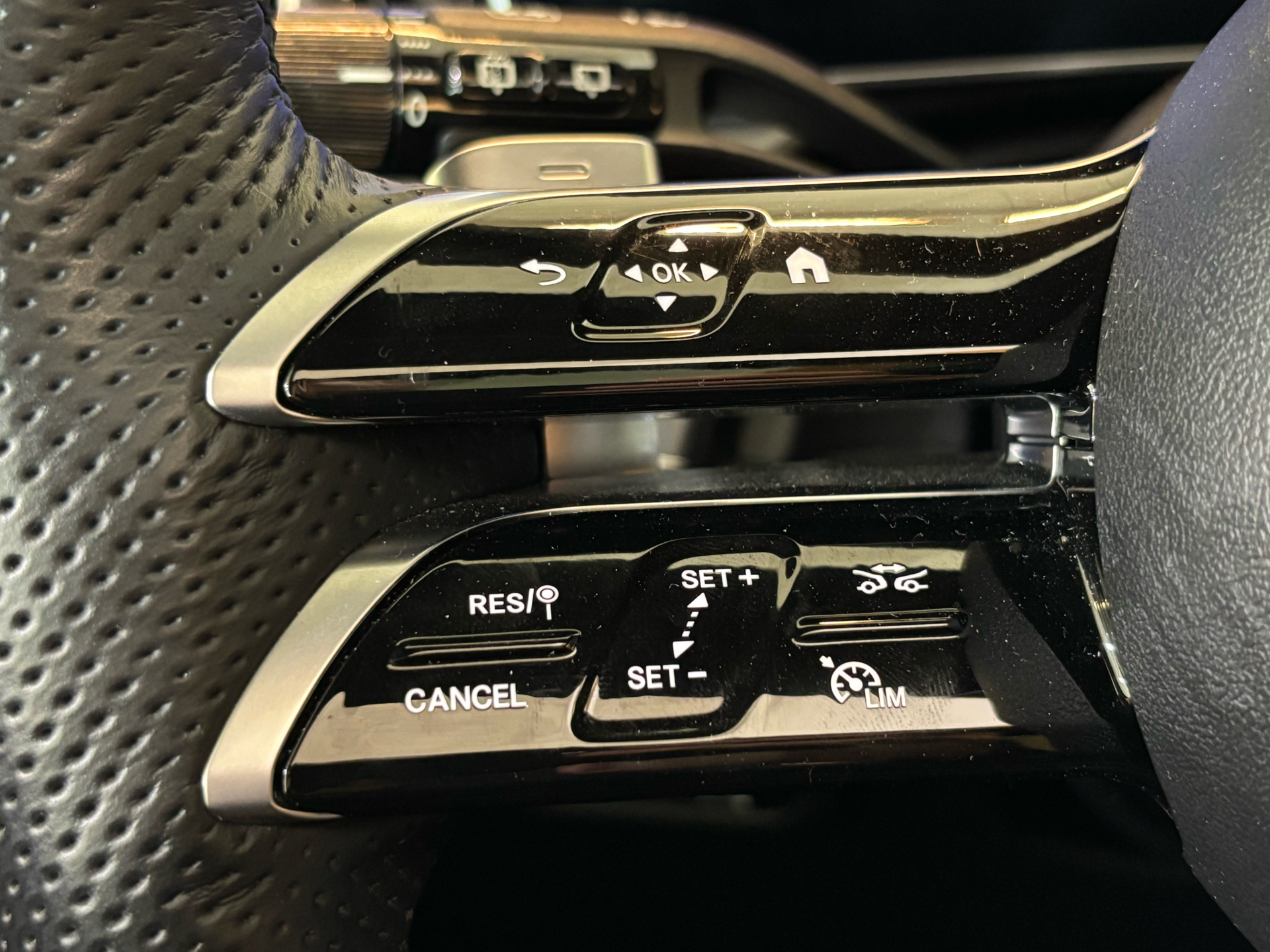 Billede af Mercedes-Benz EQE 350 EL AMG Premium 4Matic 292HK 5d Aut.