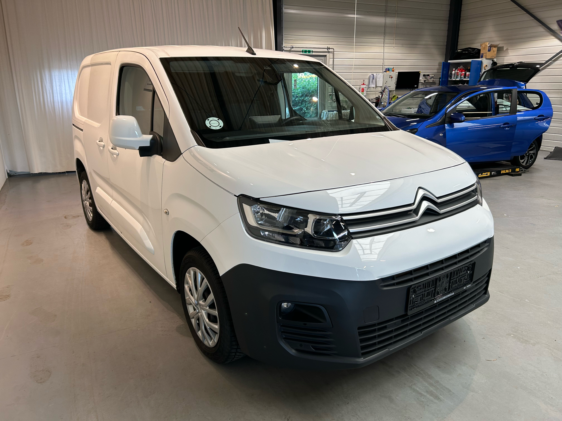 Billede af Citroën Berlingo L1 1,5 Blue HDi Proffline+ EAT8 start/stop 130HK Van 8g Aut.