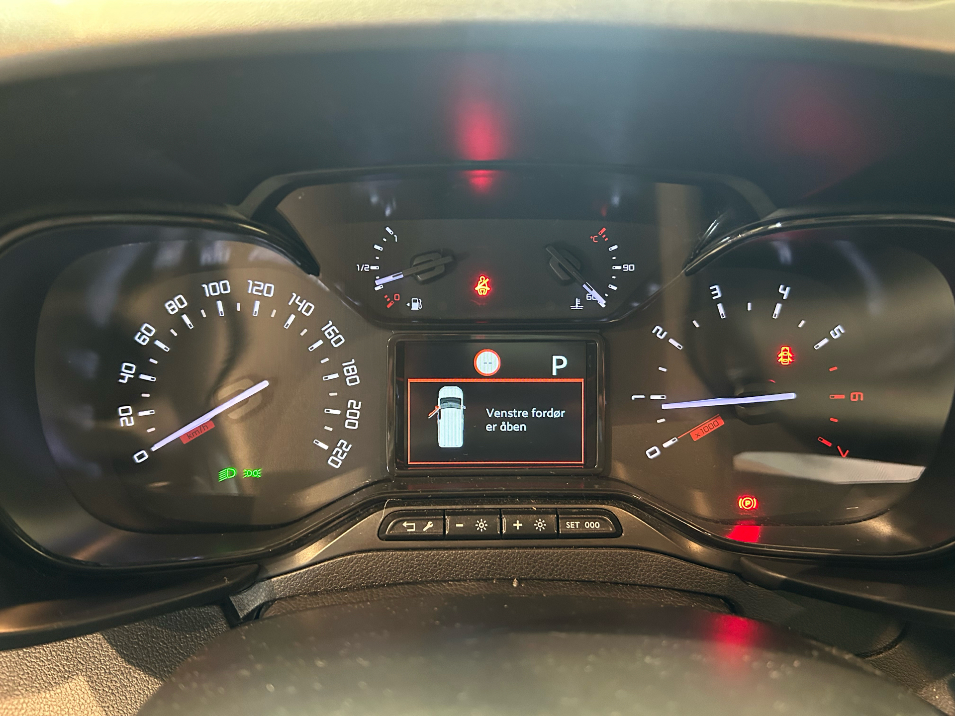 Billede af Citroën Berlingo L1 1,5 Blue HDi Proffline+ EAT8 start/stop 130HK Van 8g Aut.