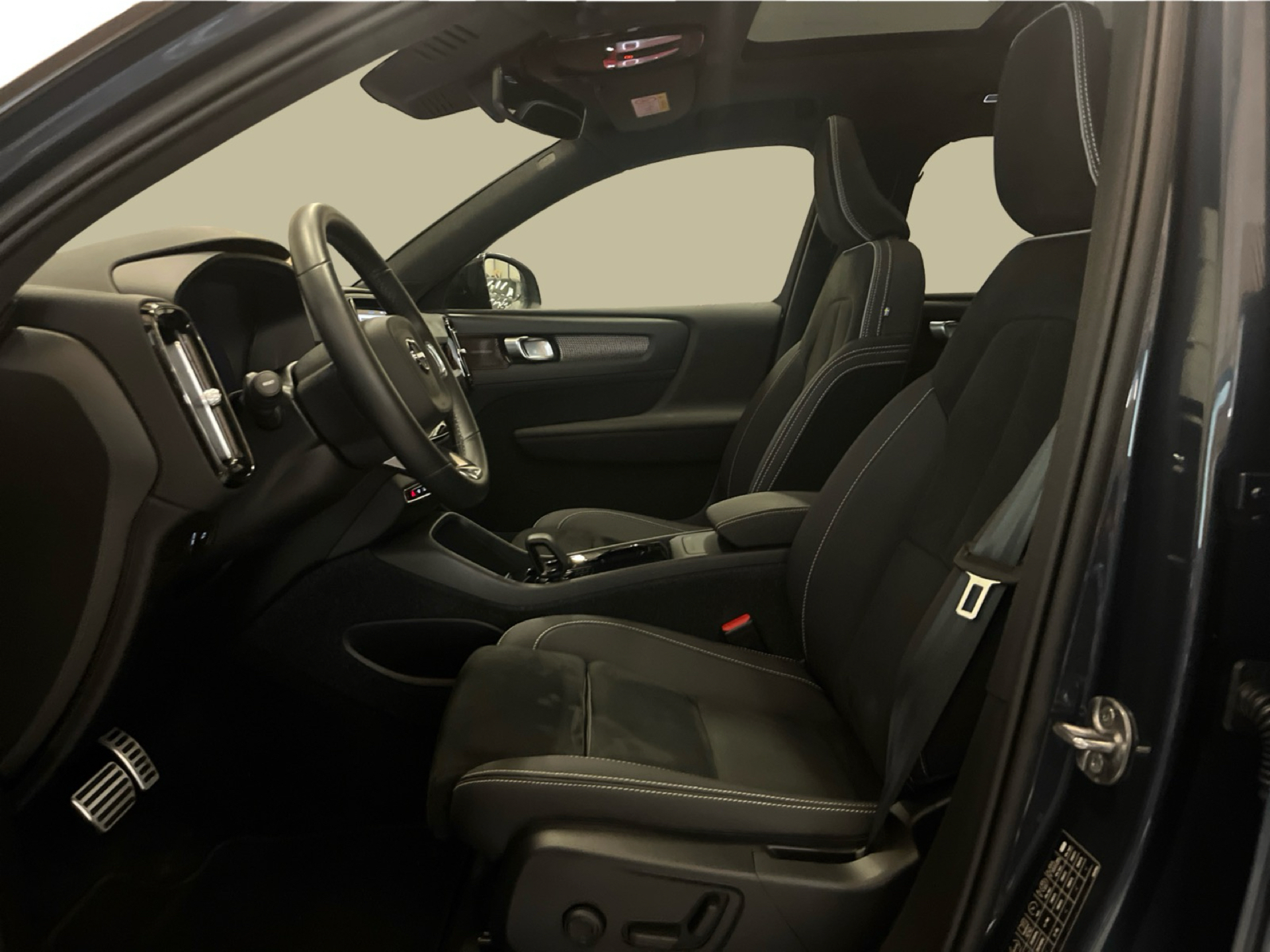 Billede af Volvo XC40 P6 Recharge Pro 231HK 5d Aut.