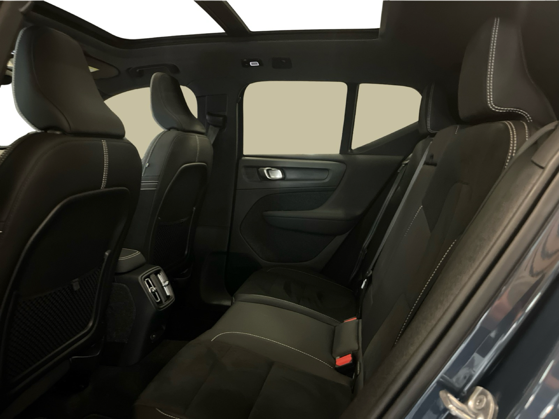 Billede af Volvo XC40 P6 Recharge Pro 231HK 5d Aut.