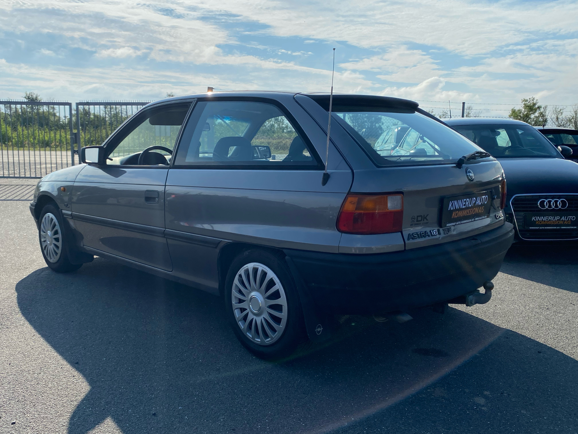 Billede af Opel Astra 1,6 i GL 75HK 3d