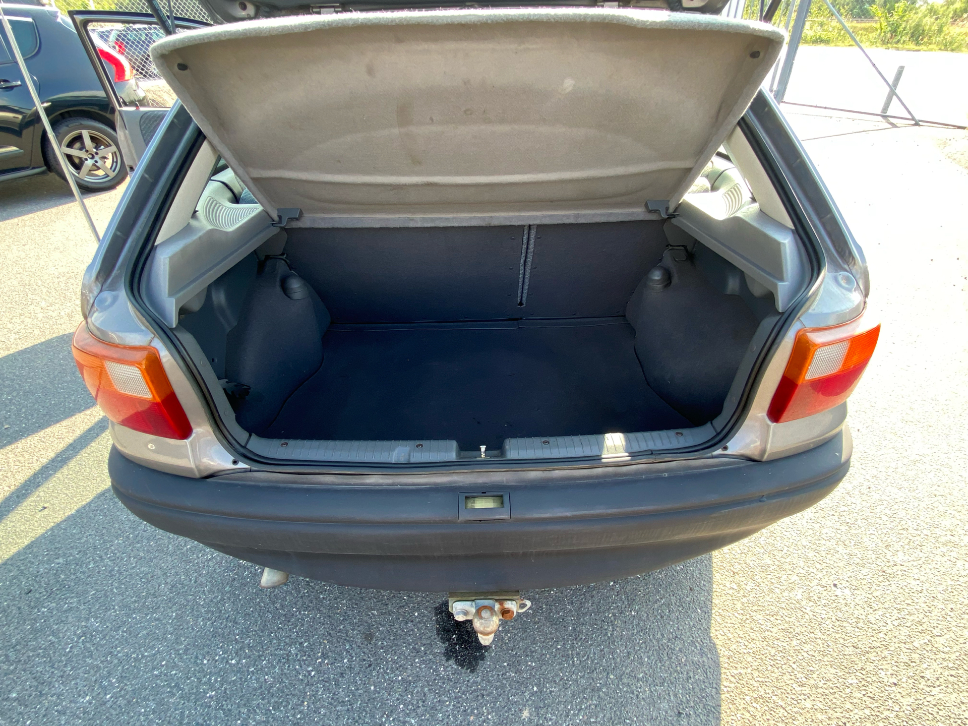 Billede af Opel Astra 1,6 i GL 75HK 3d