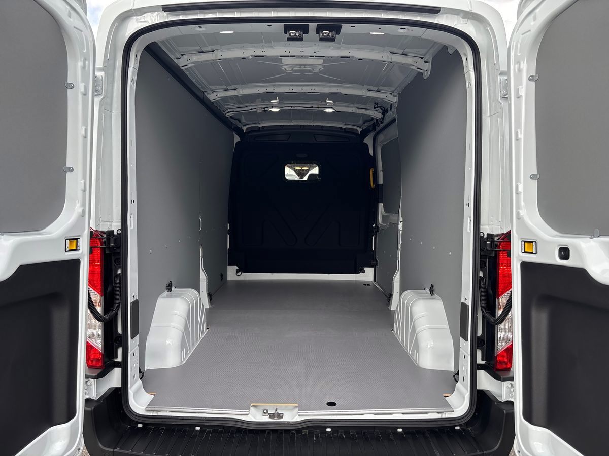 Billede af Ford Transit 350 L3H2 2,0 TDCi Trend 165HK Van 8g Aut.