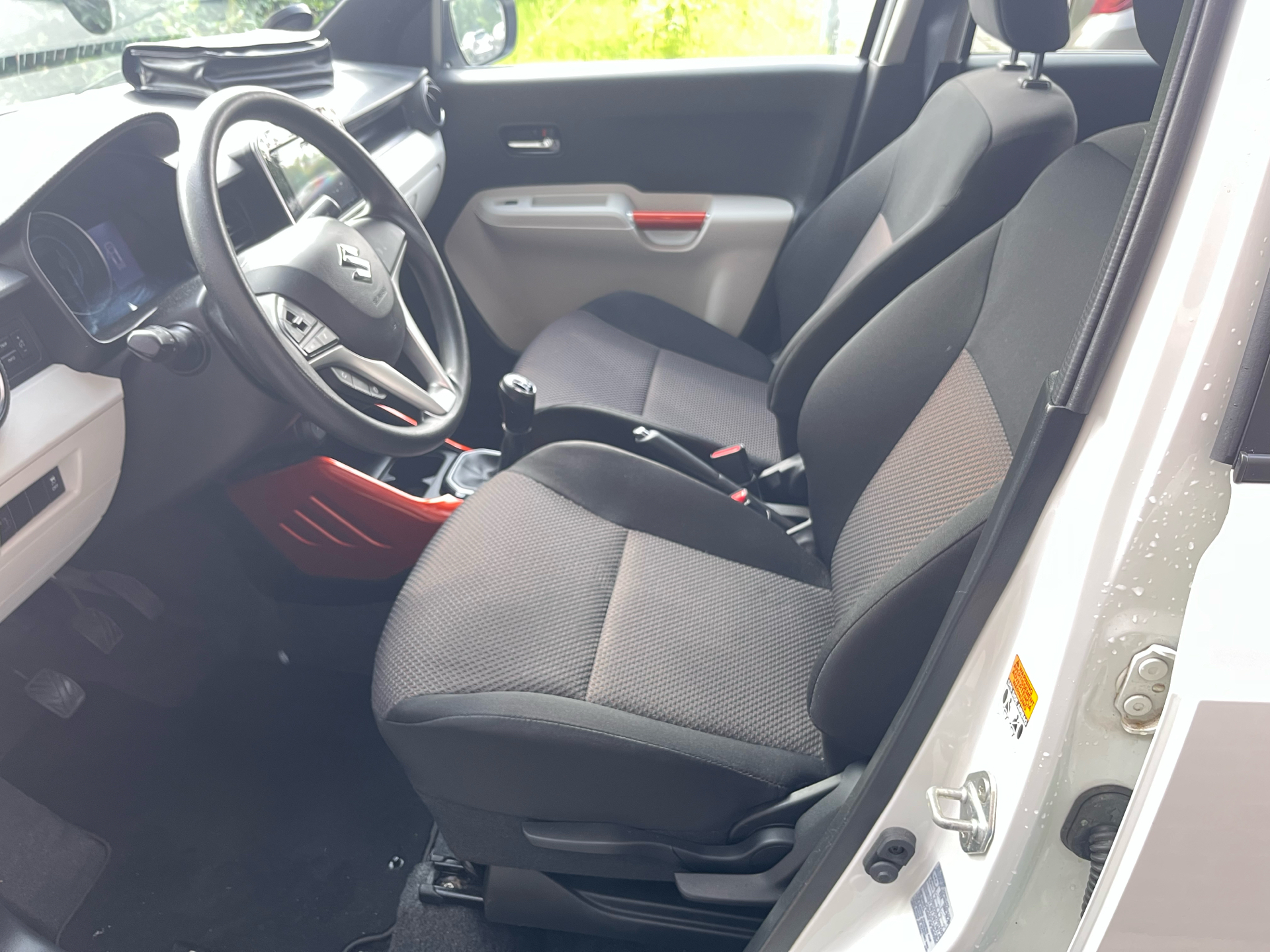 Billede af Suzuki Ignis 1,2 Dualjet Active Hit AEB 90HK 5d
