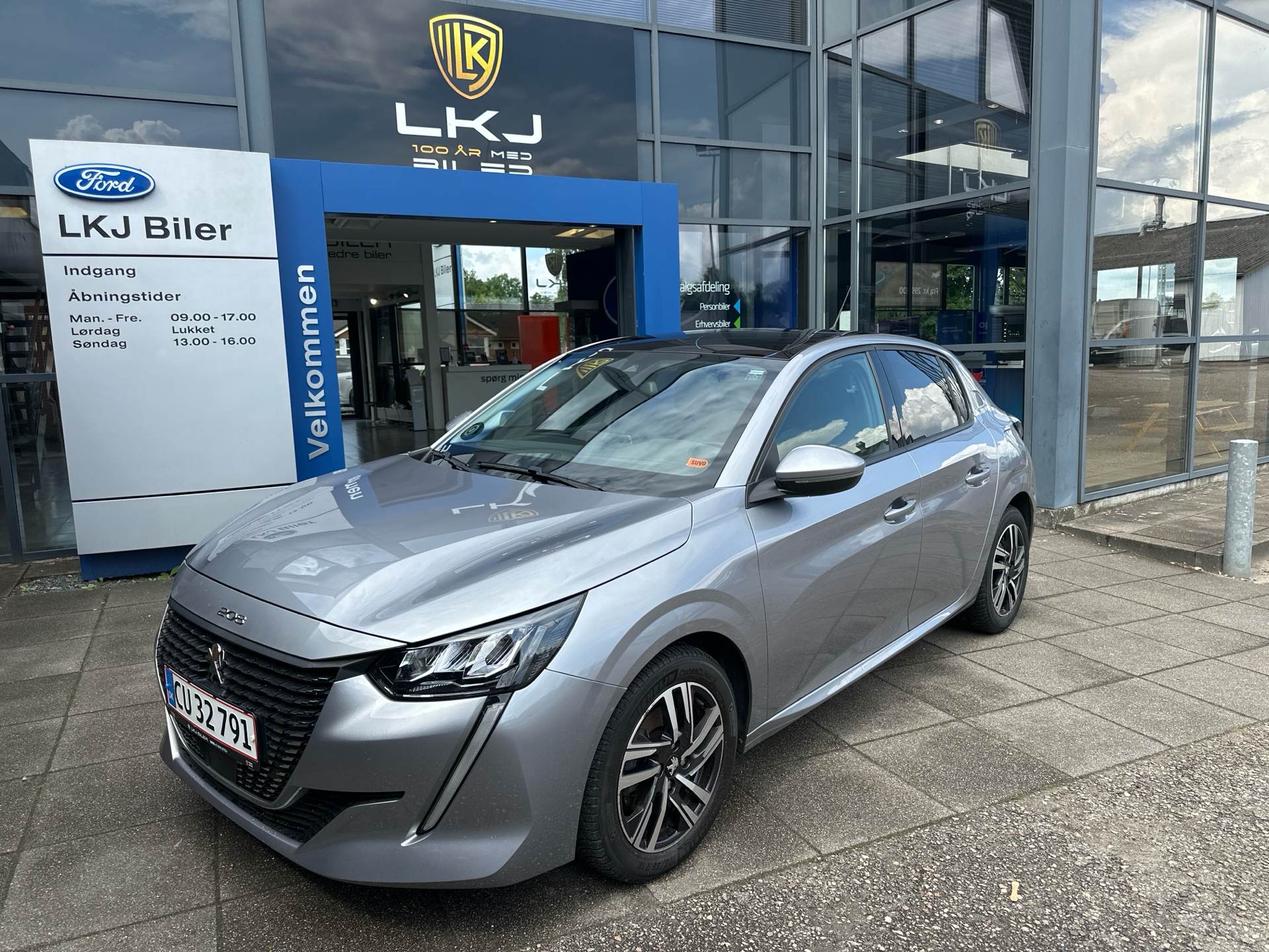 Billede af Peugeot 208 1,2 PureTech Allure Sky 100HK 5d 6g