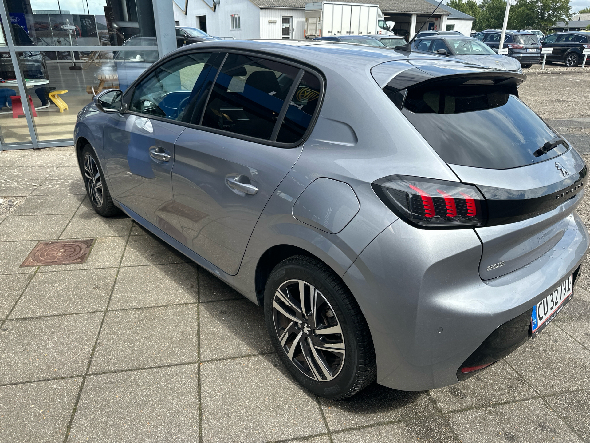 Billede af Peugeot 208 1,2 PureTech Allure Sky 100HK 5d 6g