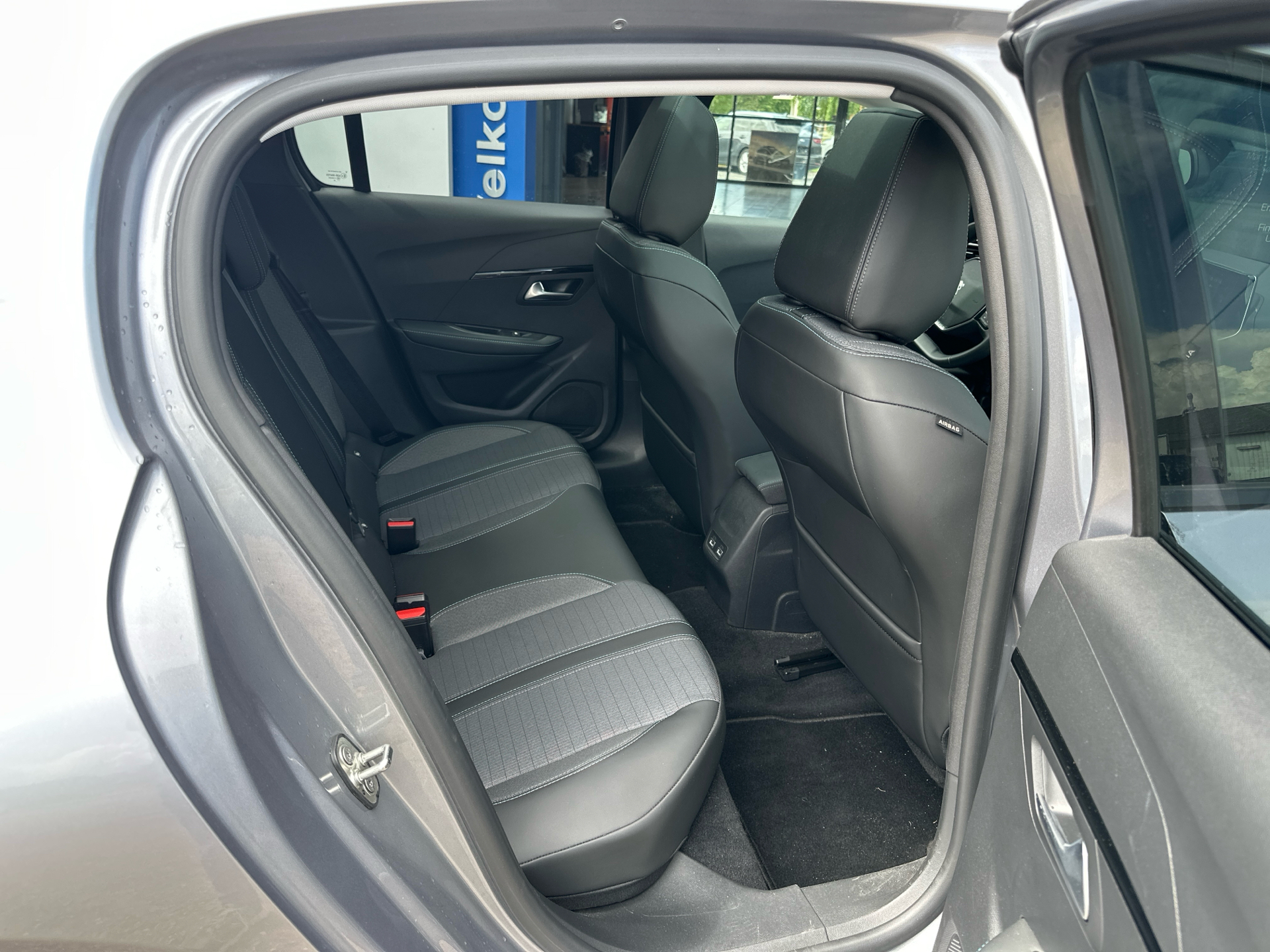Billede af Peugeot 208 1,2 PureTech Allure Sky 100HK 5d 6g