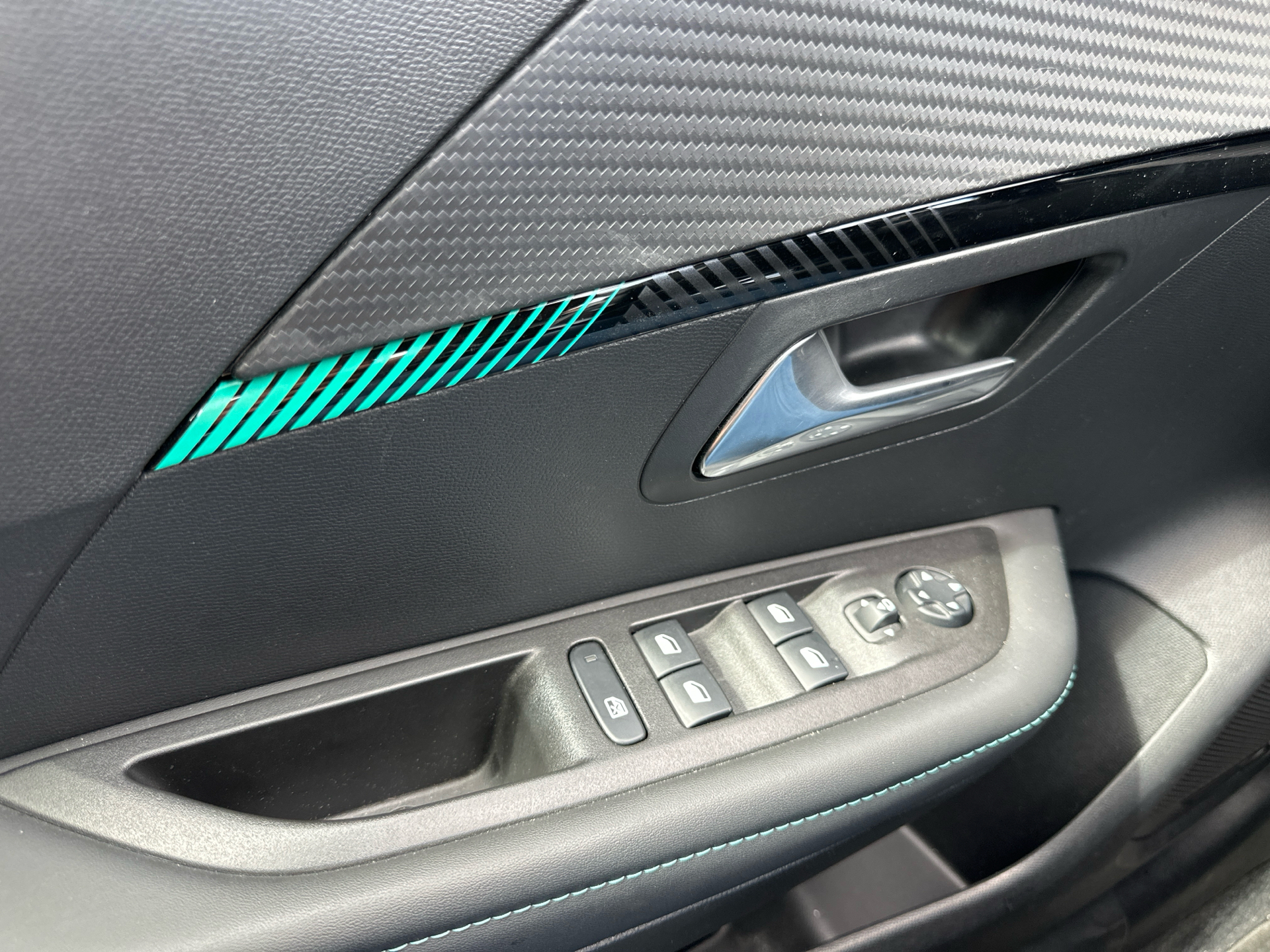 Billede af Peugeot 208 1,2 PureTech Allure Sky 100HK 5d 6g