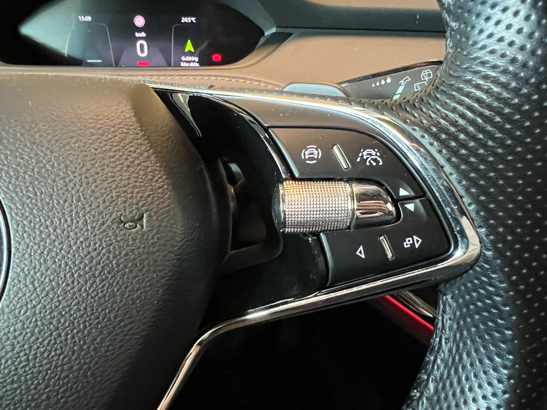Billede af Skoda Enyaq iV 80 EL Design Selection Suite 204HK 5d Aut.