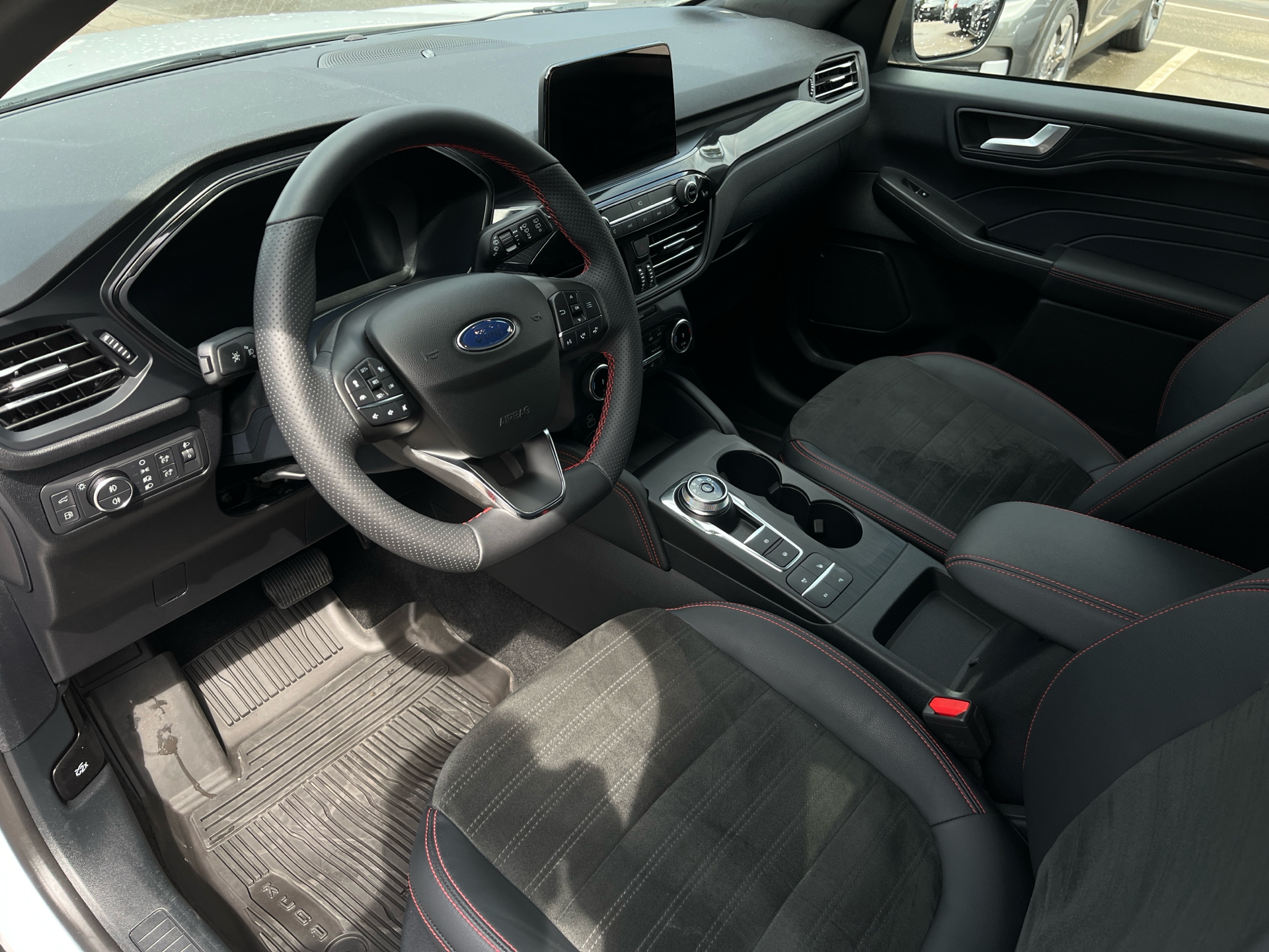 Billede af Ford Kuga 2,5 Plugin-hybrid ST-Line X CVT 225HK 5d Trinl. Gear